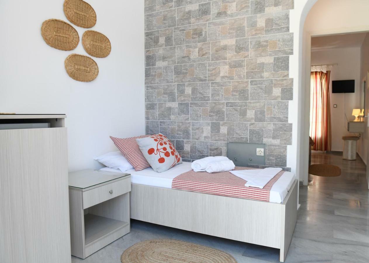 Dryades Family Hotel Drios Dış mekan fotoğraf